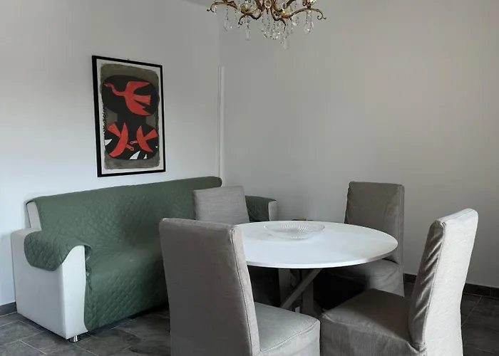 - The V Collection Апартаменты Sormano